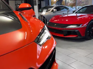 Urus Performante FULL-CARBON AKRAPOVIC MASSAGE