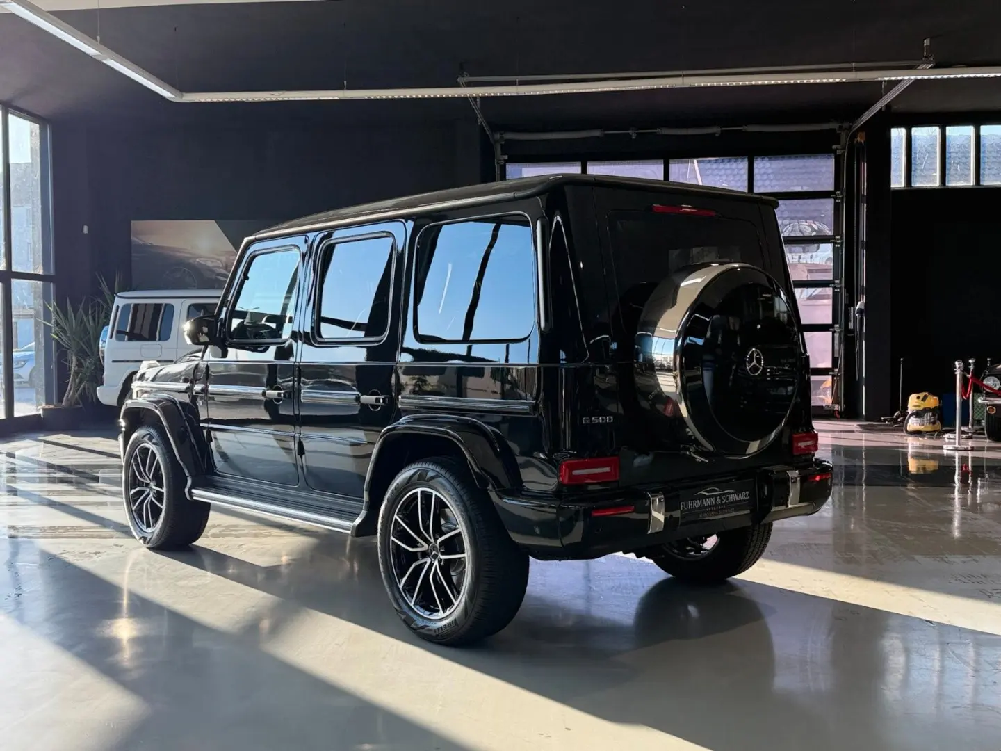 Mercedes Benz G 500