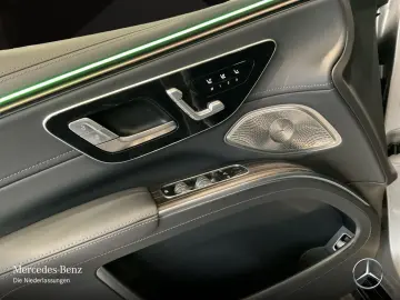 Mercedes Benz EQS 680 SUV Maybach