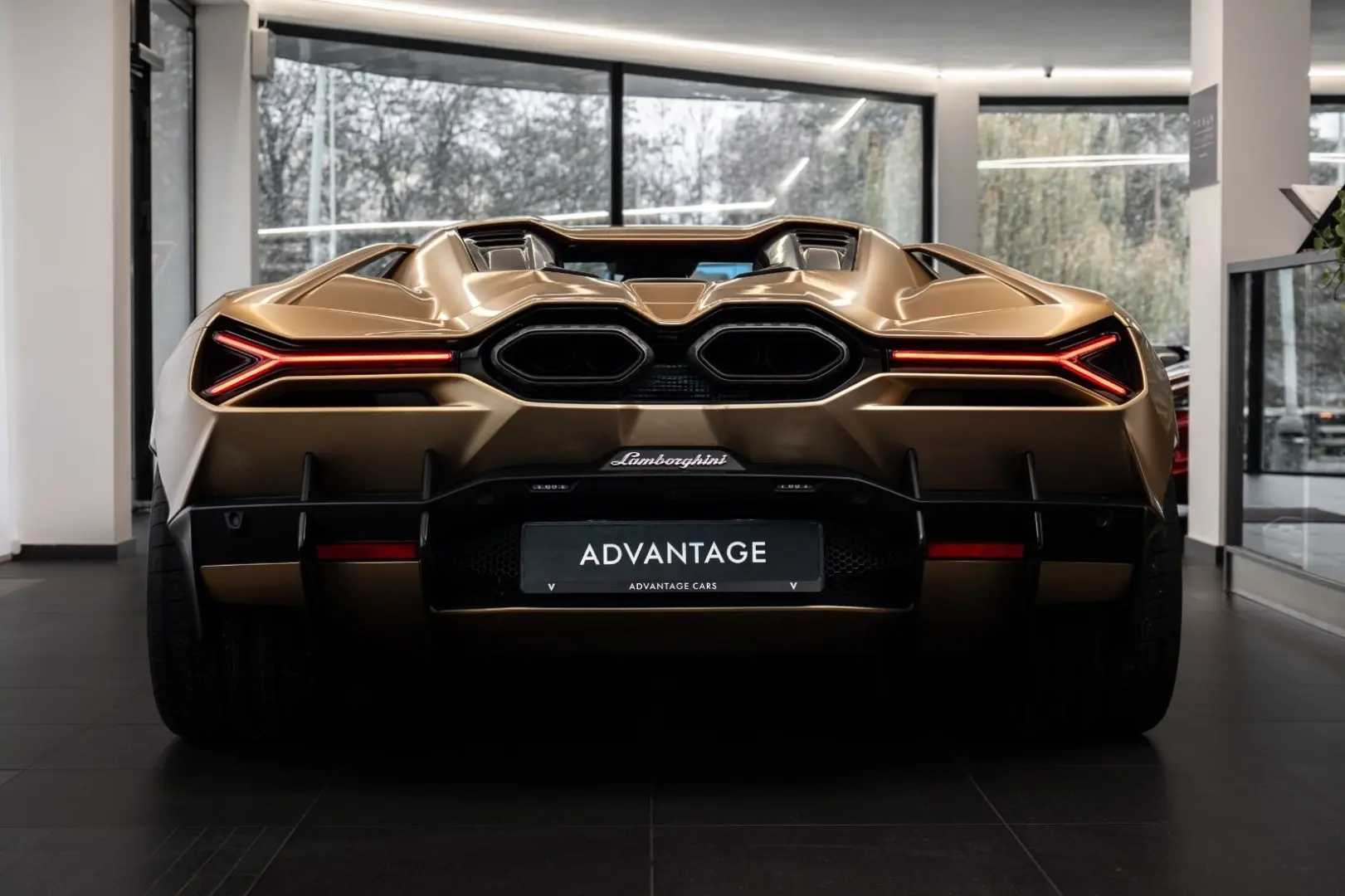 Revuelto 6.5 V12 HPEV Lift Oro Elios Full PPF