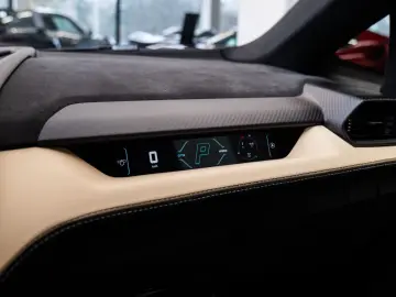 Revuelto 6.5 V12 HPEV Lift Oro Elios Full PPF