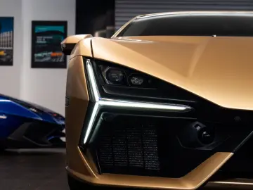 Revuelto 6.5 V12 HPEV Lift Oro Elios Full PPF