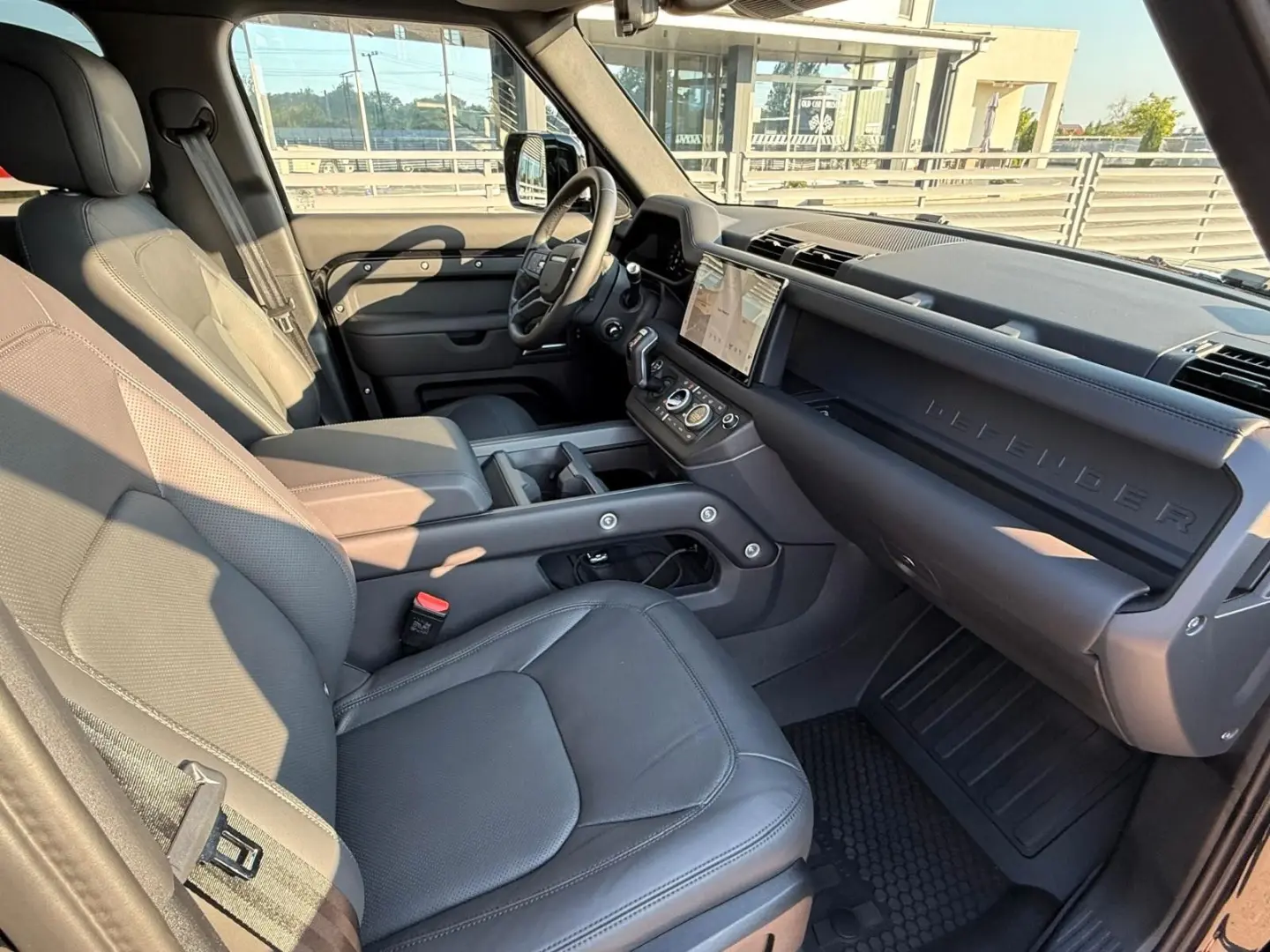 Defender 110 X-Dynamic HSE My25