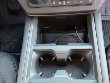 Defender 110 X-Dynamic HSE My25