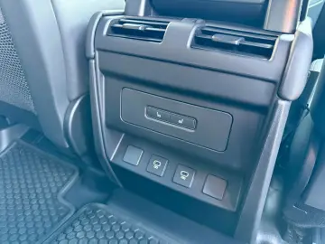 Defender 110 X-Dynamic HSE My25