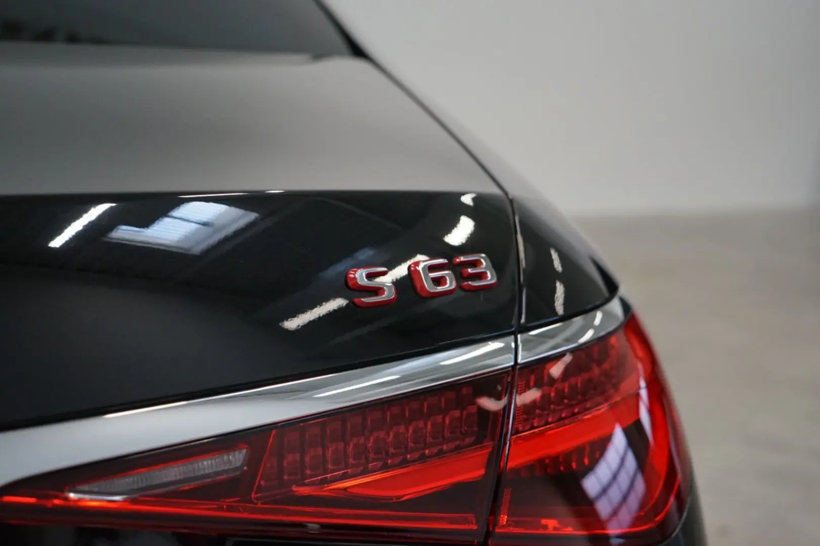 S 63 AMG E Performance 4Matic  L NIGHT   HuD