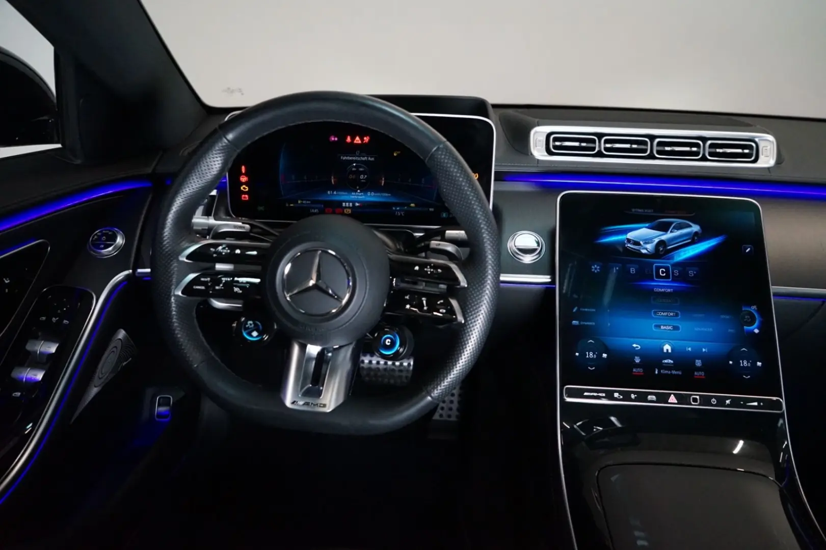 S 63 AMG E Performance 4Matic  L NIGHT   HuD