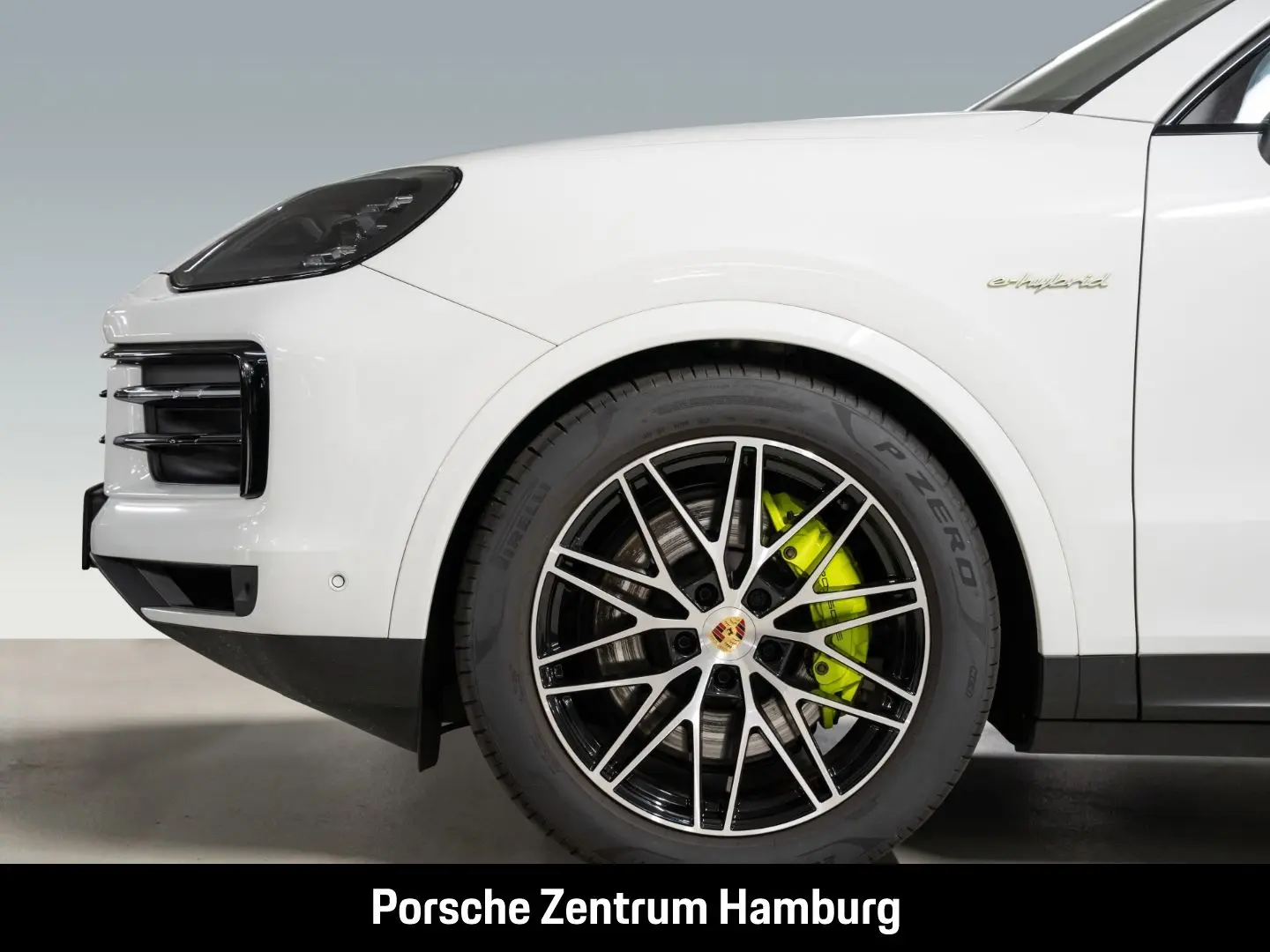 Cayenne E-Hybrid Pano PASM BOSE ACC 21-Zoll 360