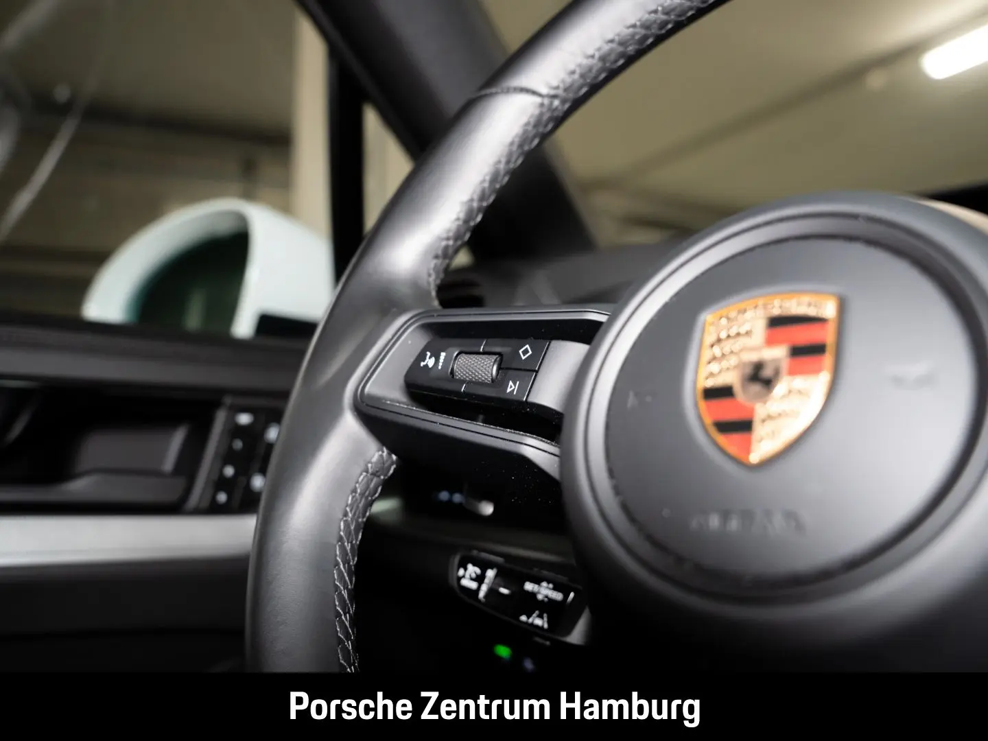 Cayenne E-Hybrid Pano PASM BOSE ACC 21-Zoll 360