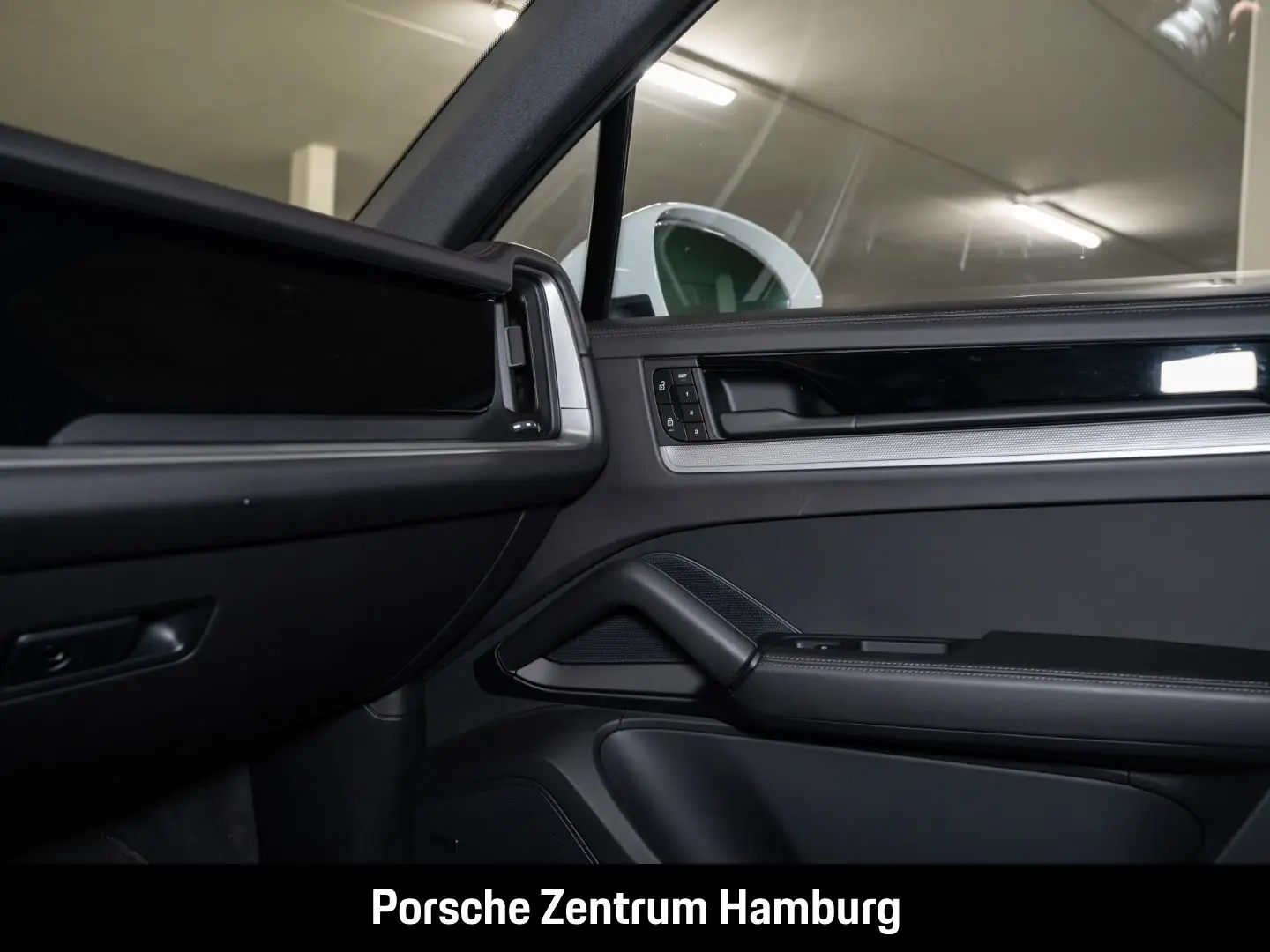 Cayenne E-Hybrid Pano PASM BOSE ACC 21-Zoll 360