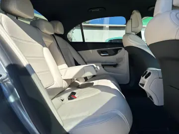 Mercedes-Benz C class 9G-TRONIC Avantgarde