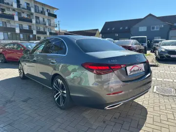 Mercedes-Benz C class 9G-TRONIC Avantgarde