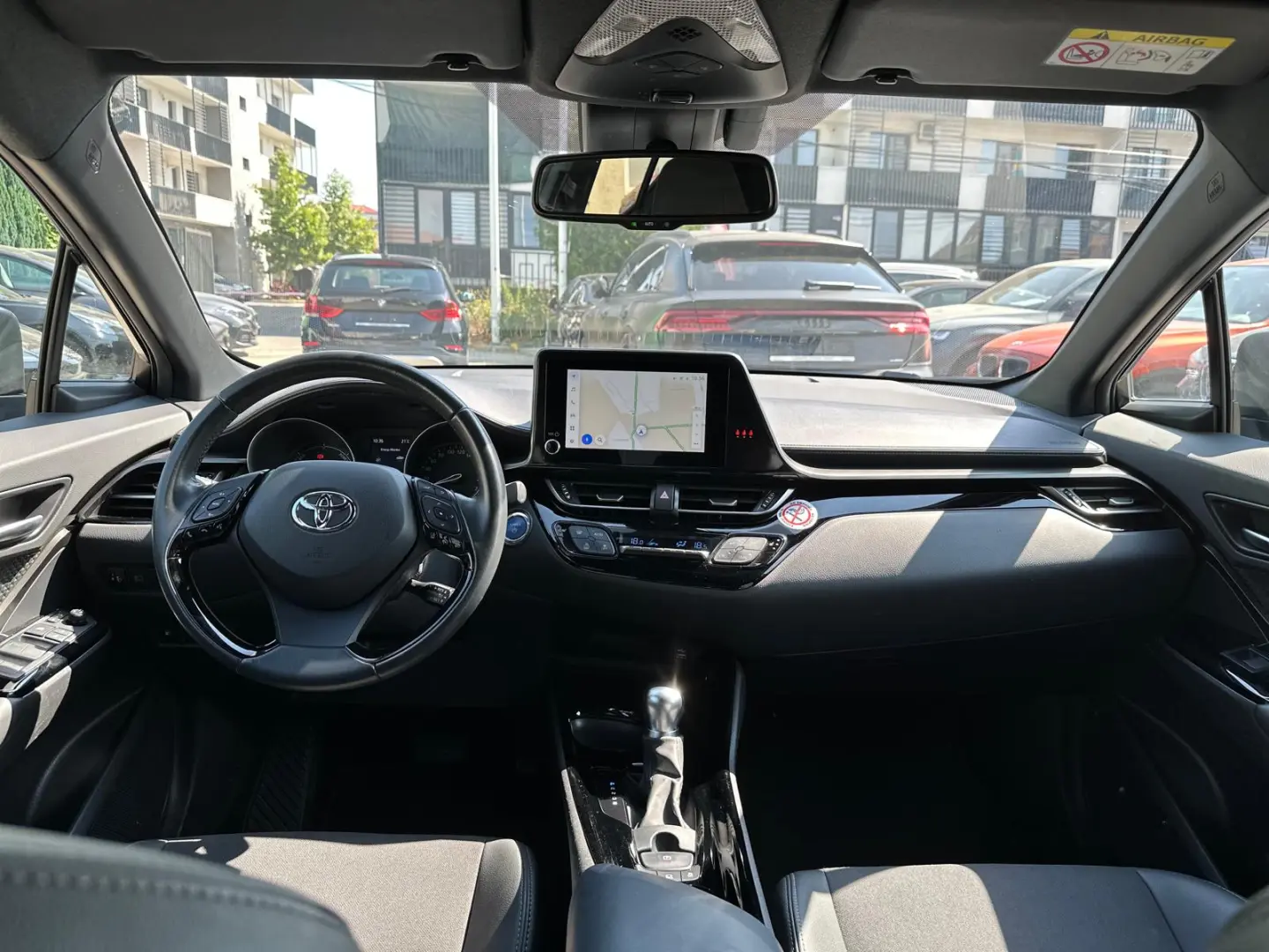 Toyota C-HR 1.8 Hybrid Automatik