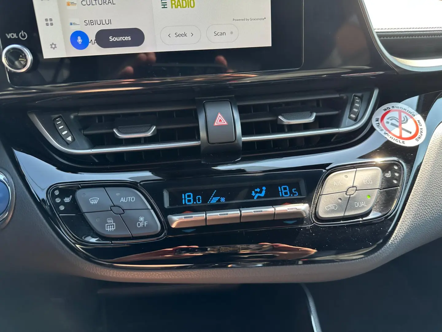 Toyota C-HR 1.8 Hybrid Automatik