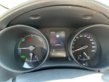 Toyota C-HR 1.8 Hybrid Automatik