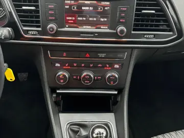 Seat Leon Benzina Rate si Garantie