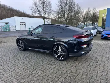 X6 xDrive30d M-Sport Laser HUD Pano ACC 22 AHK