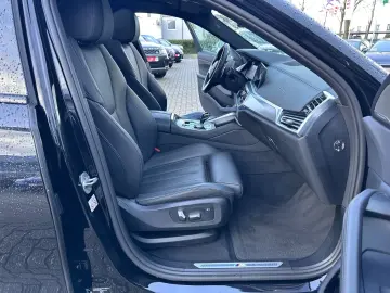 X6 xDrive30d M-Sport Laser HUD Pano ACC 22 AHK