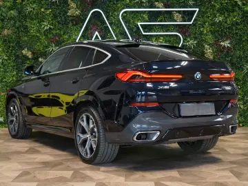 BMW X6 30d xDRIVE 360 TOW HUD
