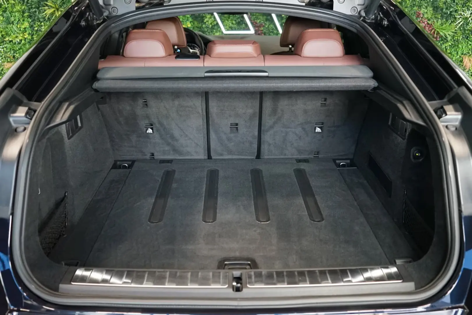 BMW X6 30d xDRIVE 360 TOW HUD