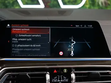 BMW X6 30d xDRIVE 360 TOW HUD