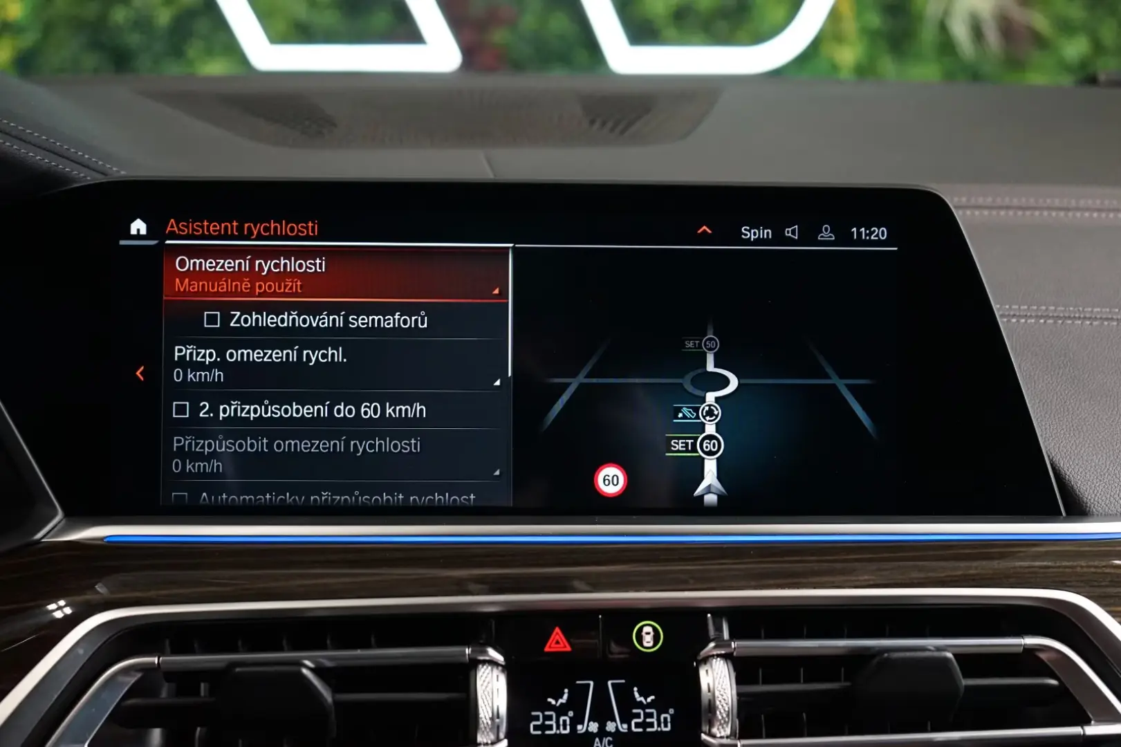 BMW X6 30d xDRIVE 360 TOW HUD