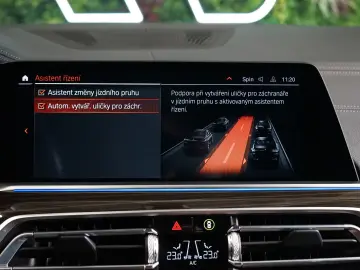 BMW X6 30d xDRIVE 360 TOW HUD