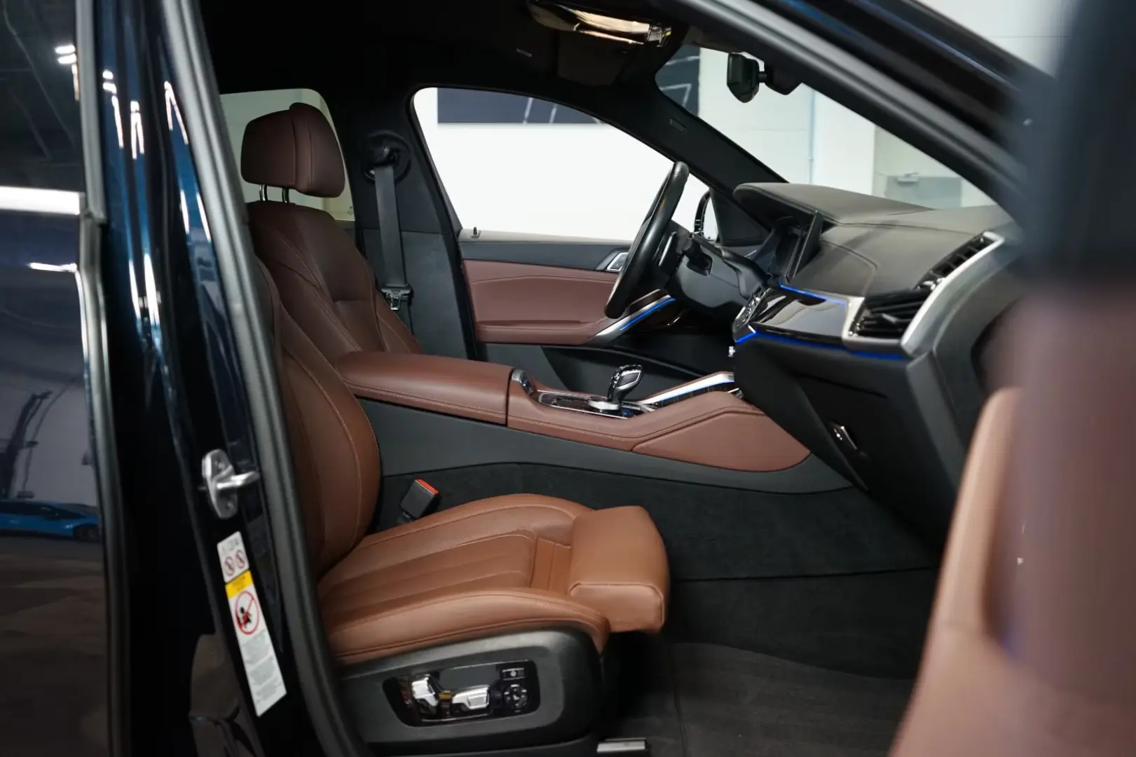 BMW X6 30d xDRIVE 360 TOW HUD