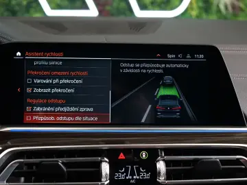 BMW X6 30d xDRIVE 360 TOW HUD