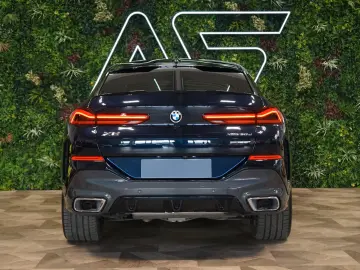 BMW X6 30d xDRIVE 360 TOW HUD
