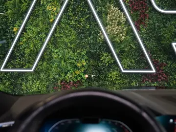 BMW X6 30d xDRIVE 360 TOW HUD