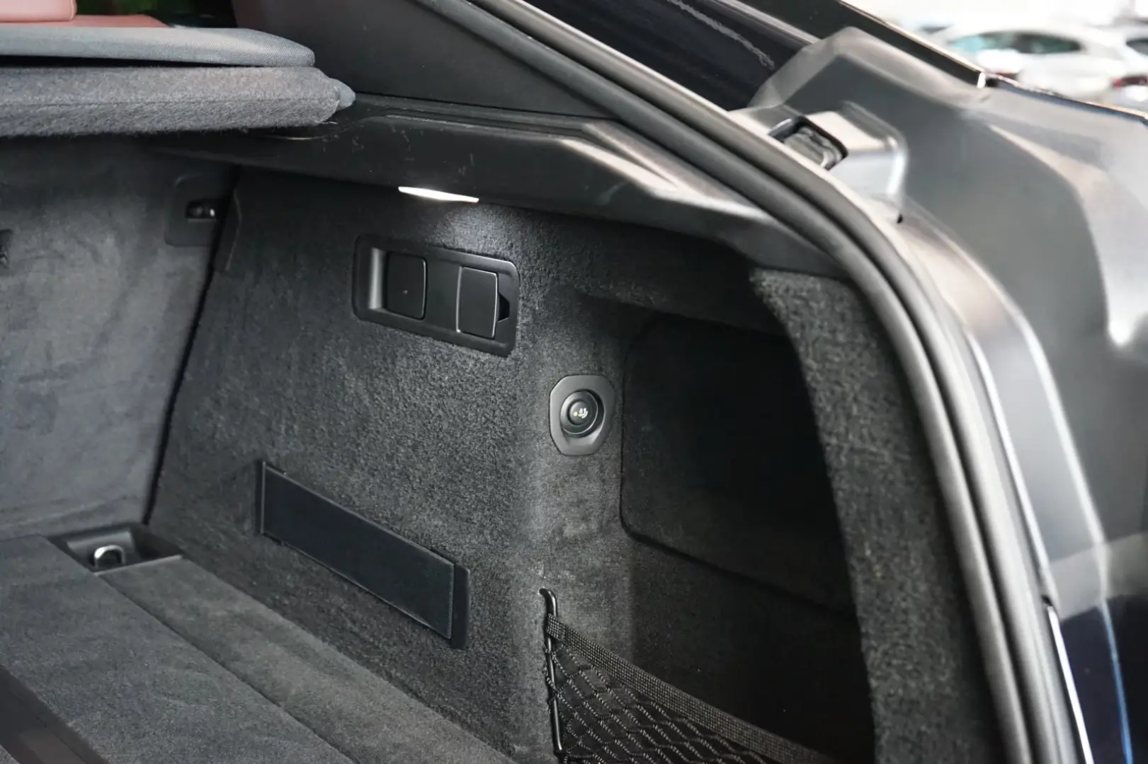 BMW X6 30d xDRIVE 360 TOW HUD