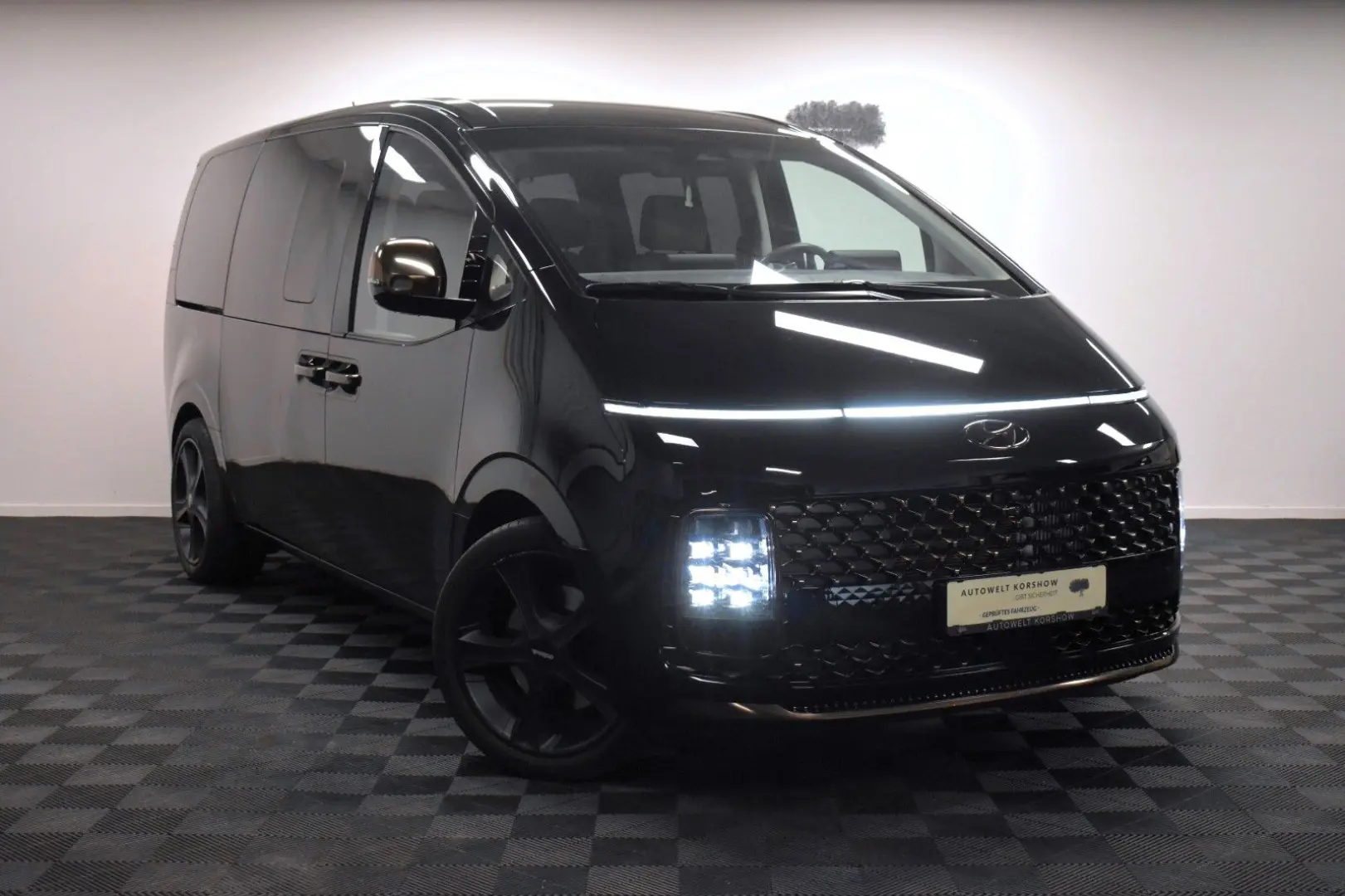 Staria Signature 7-SITZ 360  ACC BOSE LEDER LED