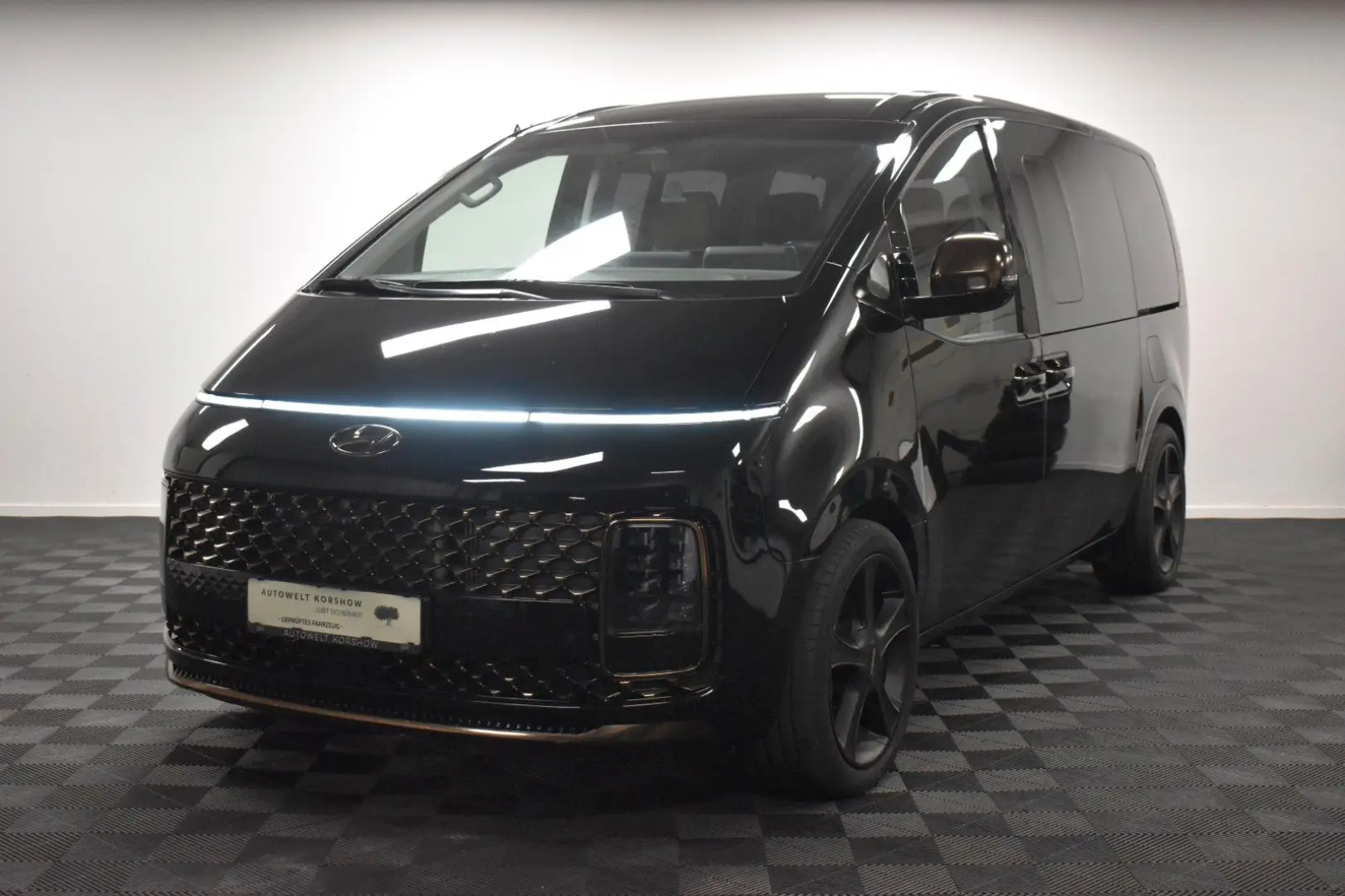 Staria Signature 7-SITZ 360  ACC BOSE LEDER LED