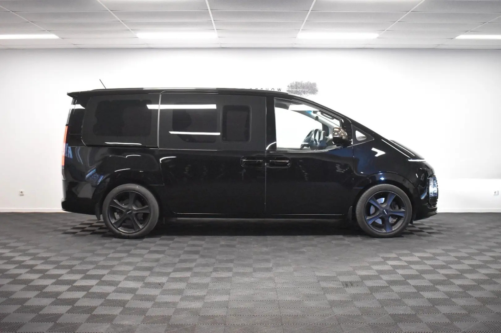 Staria Signature 7-SITZ 360  ACC BOSE LEDER LED