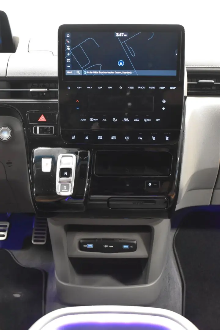 Staria Signature 7-SITZ 360  ACC BOSE LEDER LED