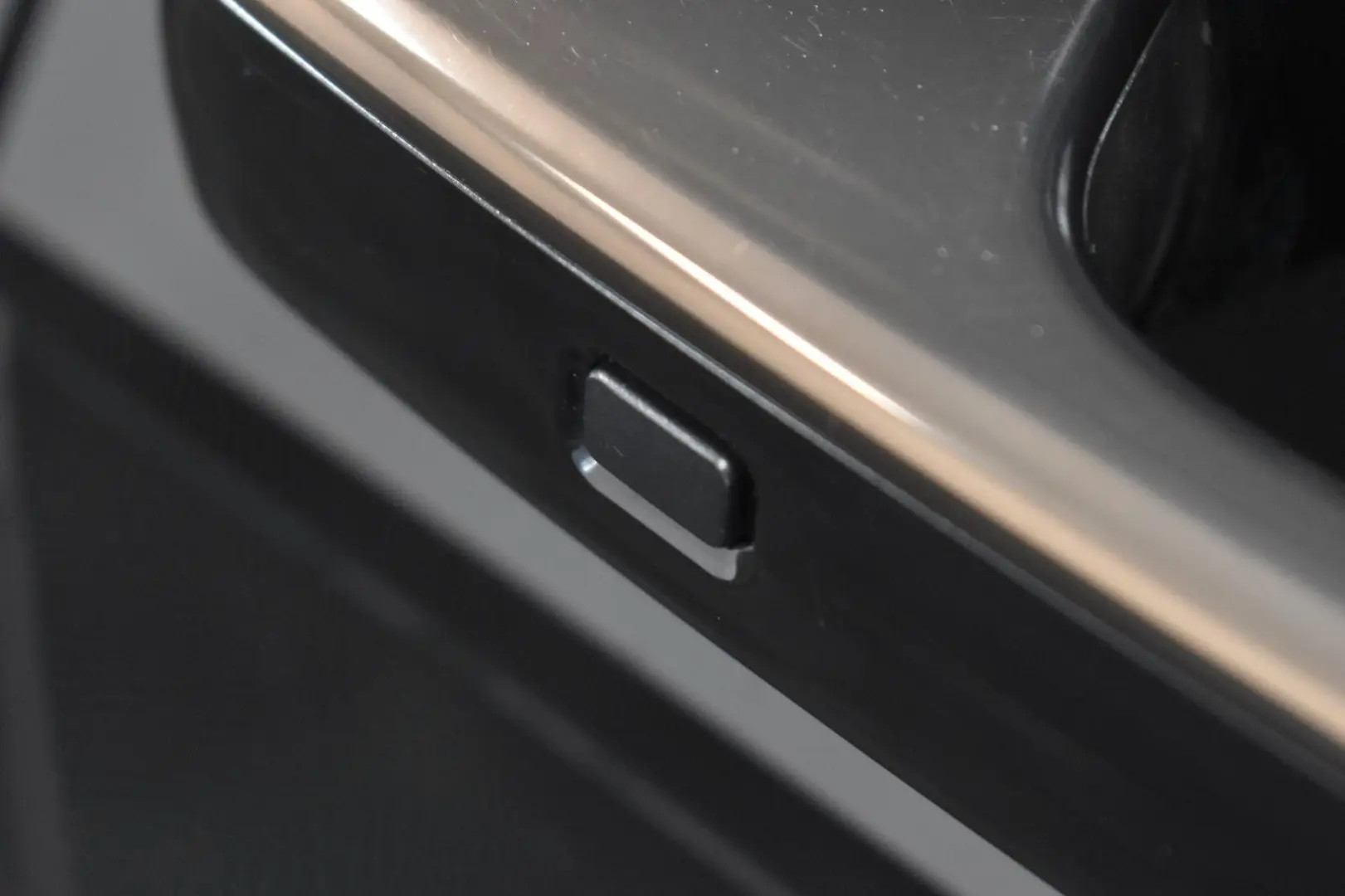 Staria Signature 7-SITZ 360  ACC BOSE LEDER LED