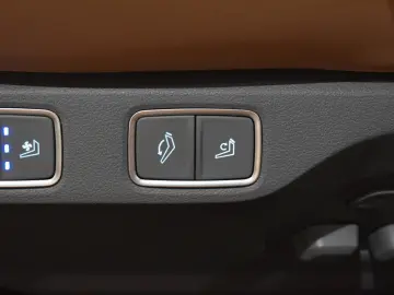 Staria Signature 7-SITZ 360  ACC BOSE LEDER LED