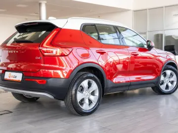 Volvo XC 40 2.0 D4 AWD Momentum