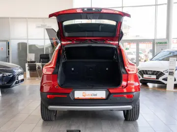 Volvo XC 40 2.0 D4 AWD Momentum