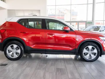 Volvo XC 40 2.0 D4 AWD Momentum