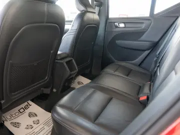 Volvo XC 40 2.0 D4 AWD Momentum