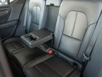 Volvo XC 40 2.0 D4 AWD Momentum