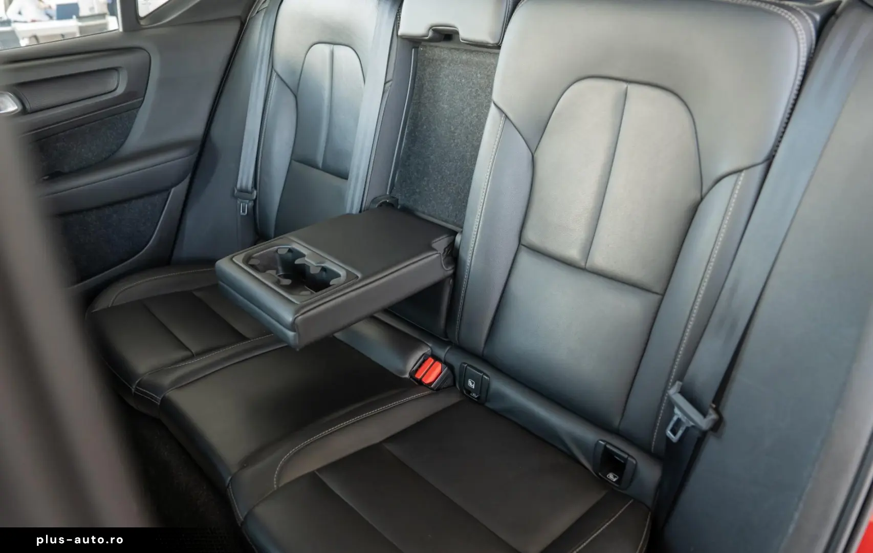 Volvo XC 40 2.0 D4 AWD Momentum