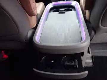 Staria 177PS Autm. Signature 4WD Navi Leder ACC