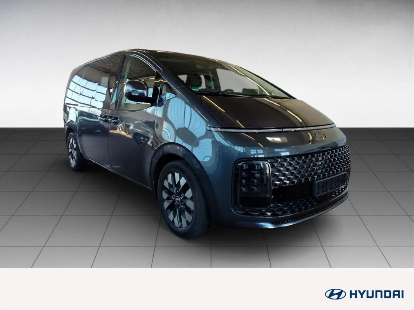 STARIA CRDi 4WD AT SIGNATURE Relax Nappa 7S elSD