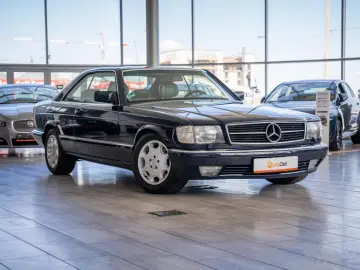 Mercedes-Benz S-Class 5.6 V8