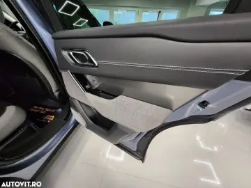 Land Rover Range Rover Velar 2.0 SE