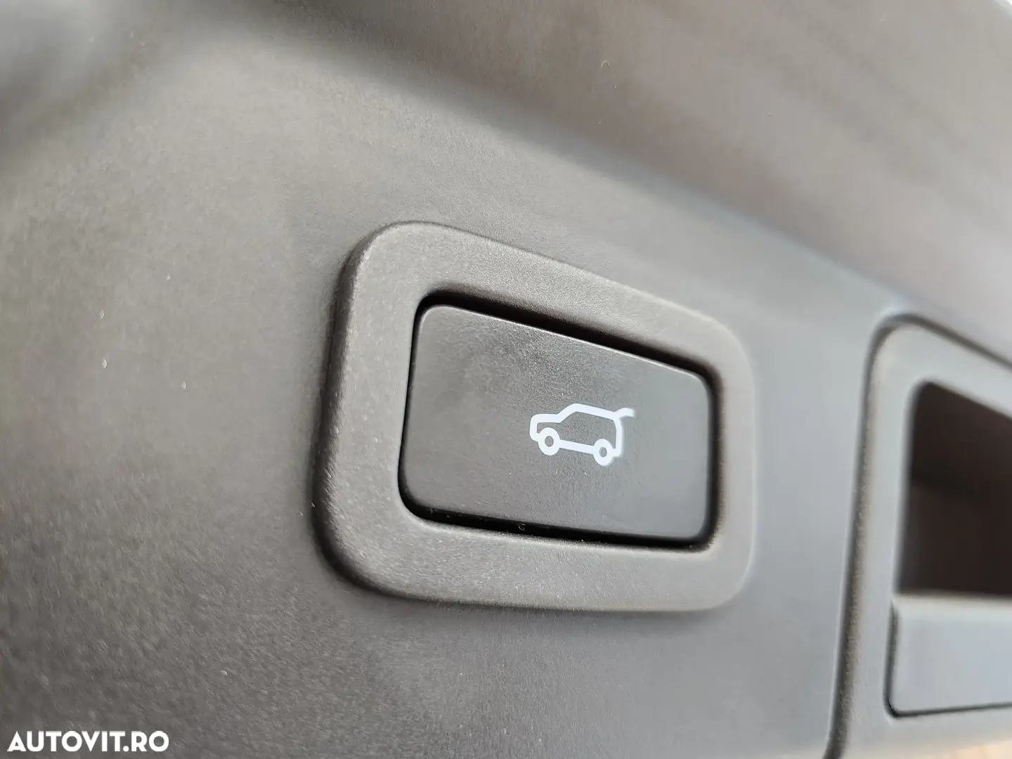 Land Rover Range Rover Velar 2.0 SE