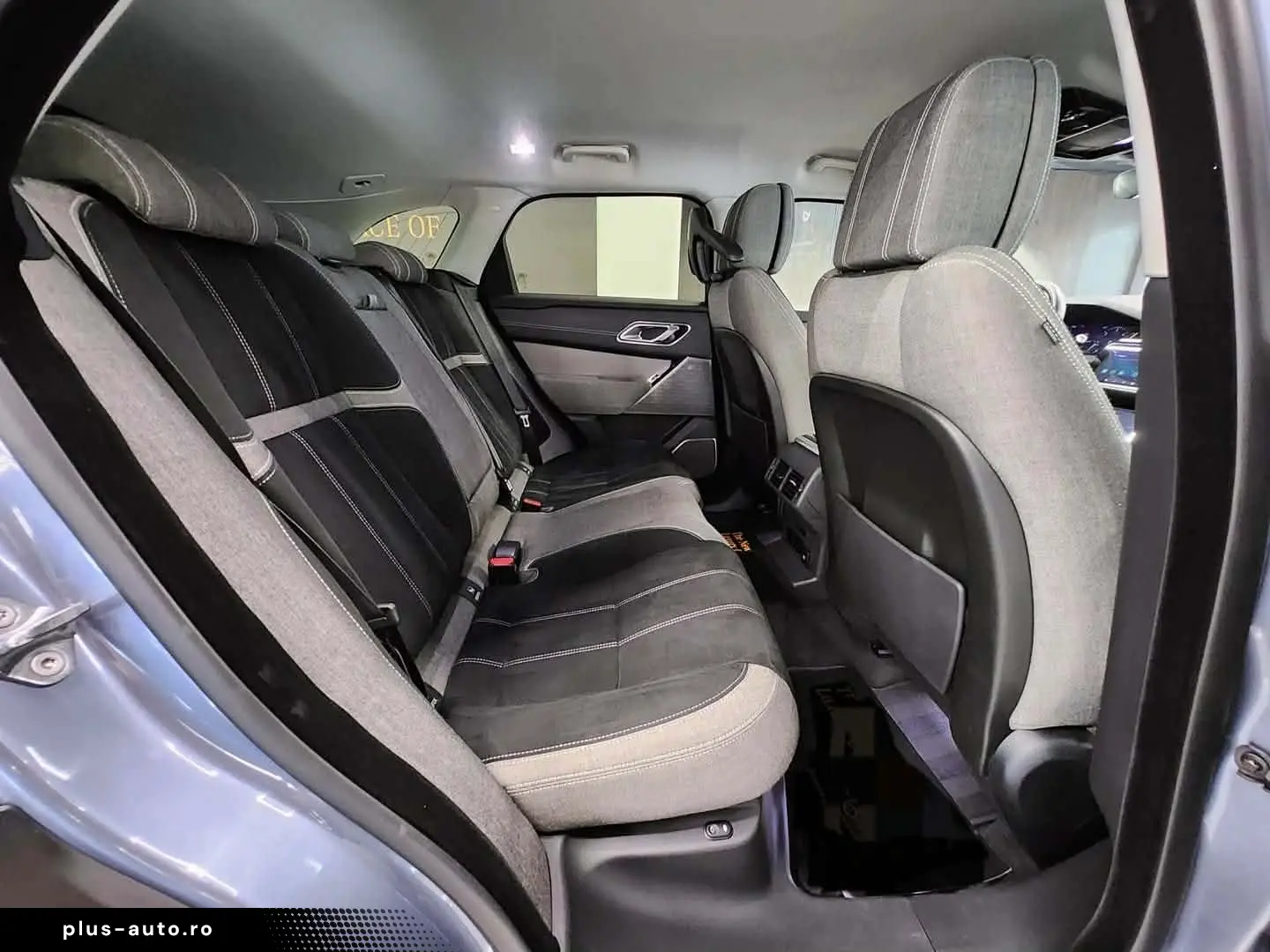 Land Rover Range Rover Velar 2.0 SE